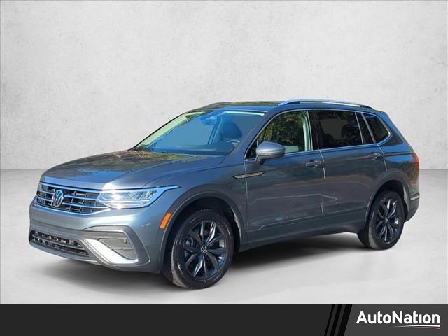 Used 2022 Volkswagen Tiguan SE image 1