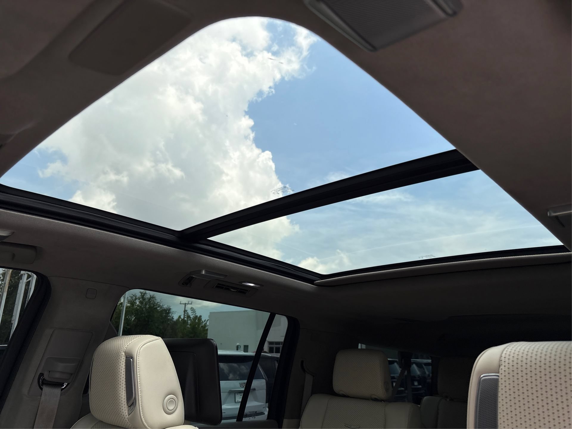 Certified 2023 Cadillac Escalade ESV Sport Platinum w/ LPO, ONYX Package RWD image 35