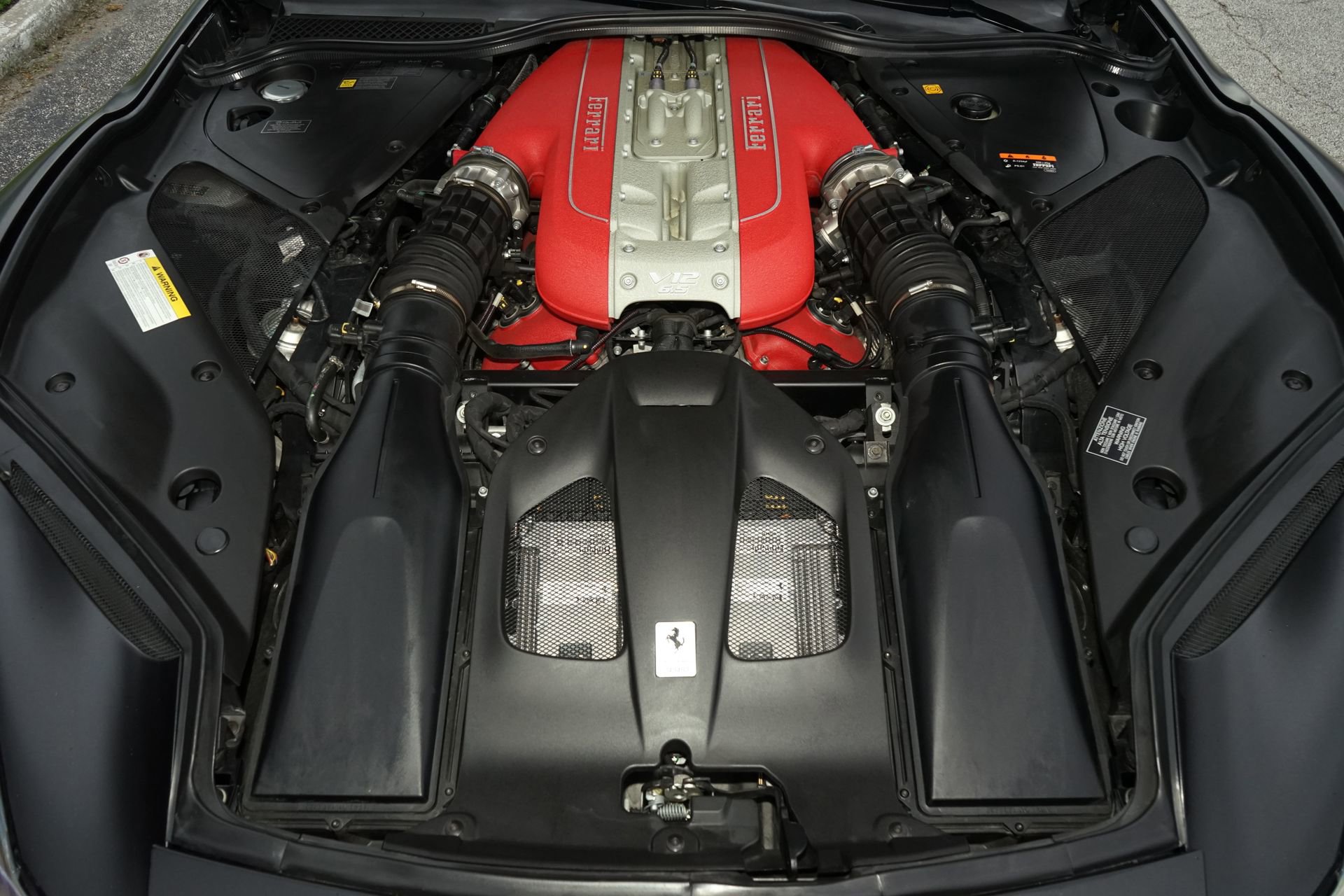 Used 2019 Ferrari 812 Superfast image 36