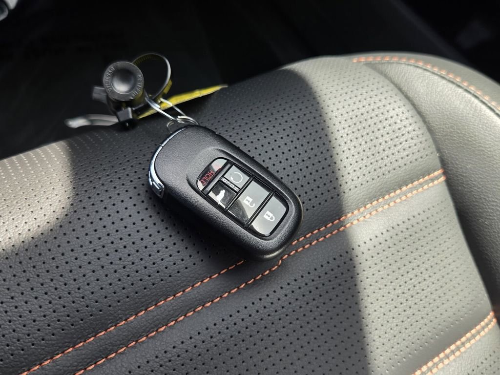 Used 2025 Honda CR-V Sport-L image 19