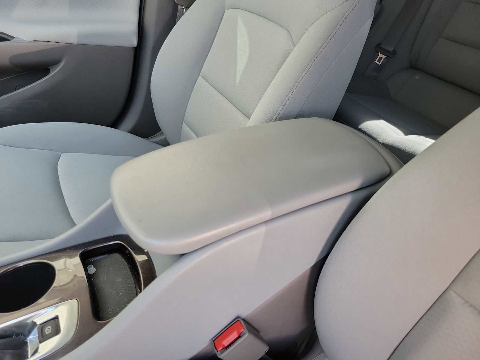 Used 2025 Chevrolet Malibu LS image 12