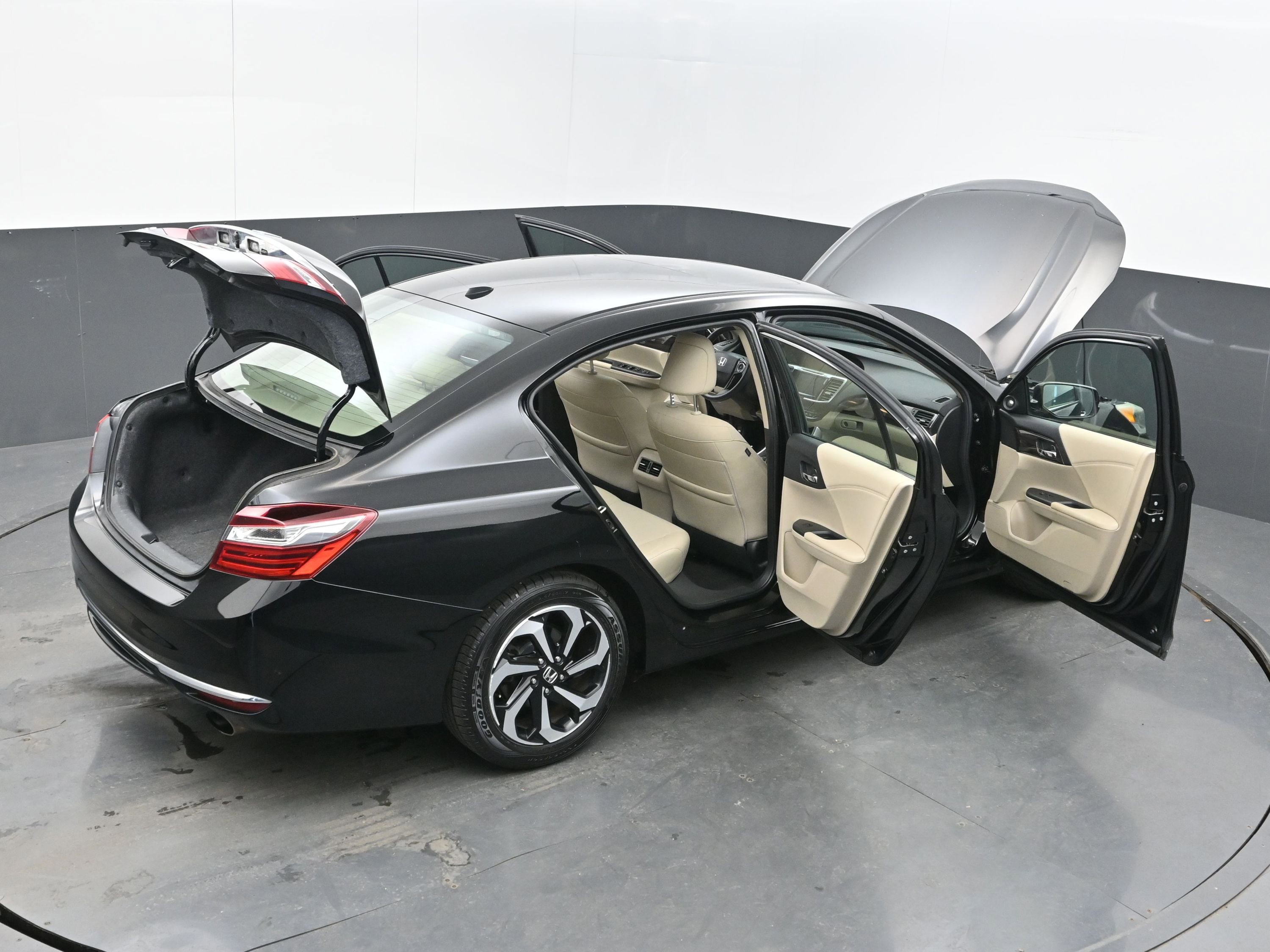 Used 2016 Honda Accord EX-L image 44