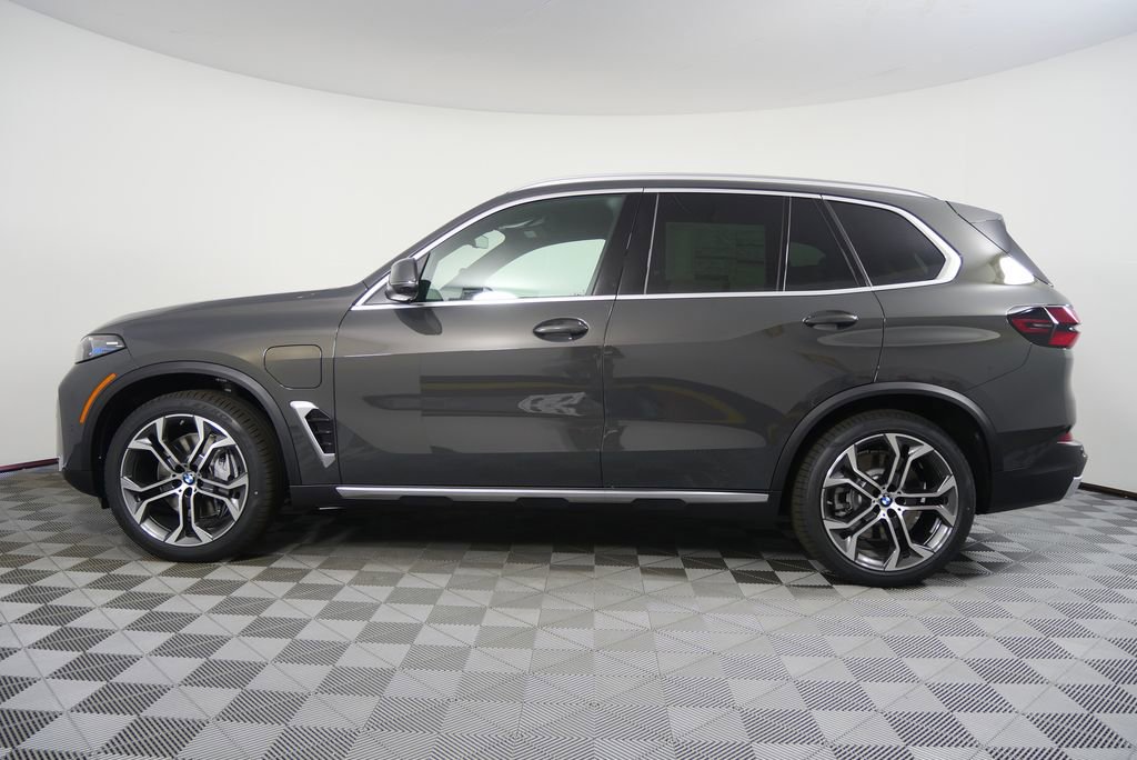 Used 2026 BMW X5 xDrive50e w/ Climate Comfort Package AWD/4WD image 6