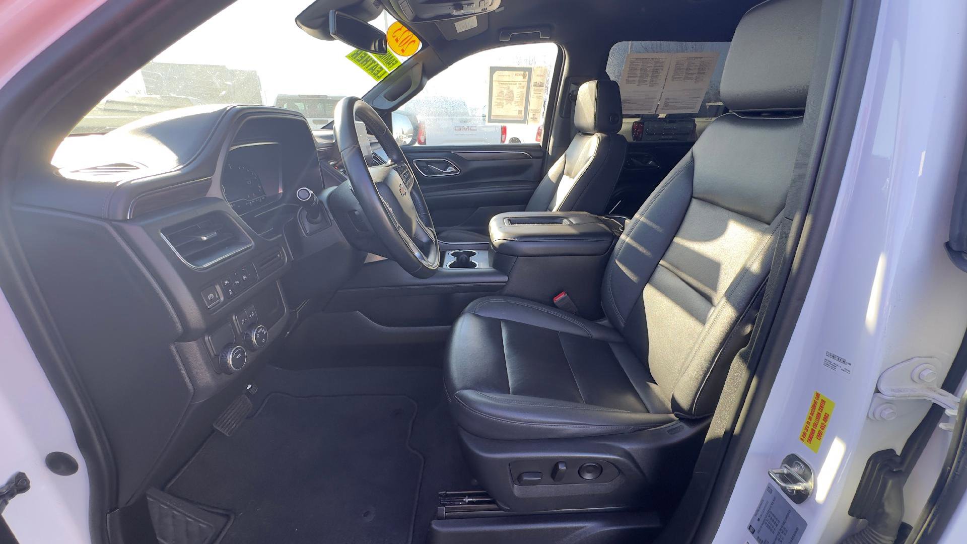 Used 2023 Chevrolet Suburban LT image 14