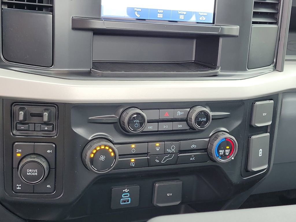 New 2026 Ford F350 XL w/ FX4 Off-Road Package image 28