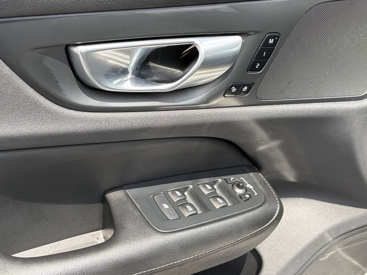 Used 2024 Volvo S60 B5 Core FWD image 13