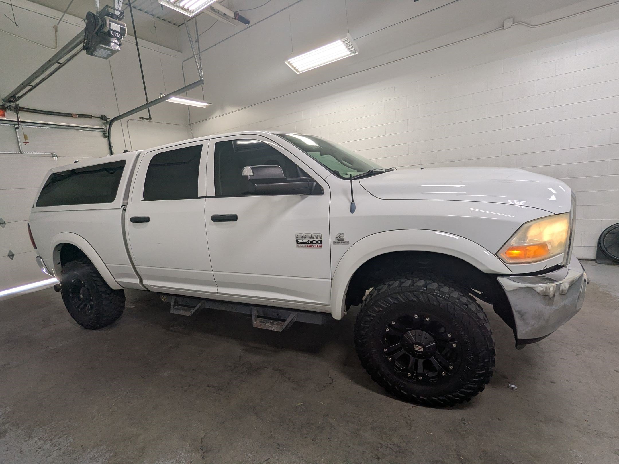 Used 2012 RAM 2500 ST w/ Chrome Appearance Group AWD/4WD image 3
