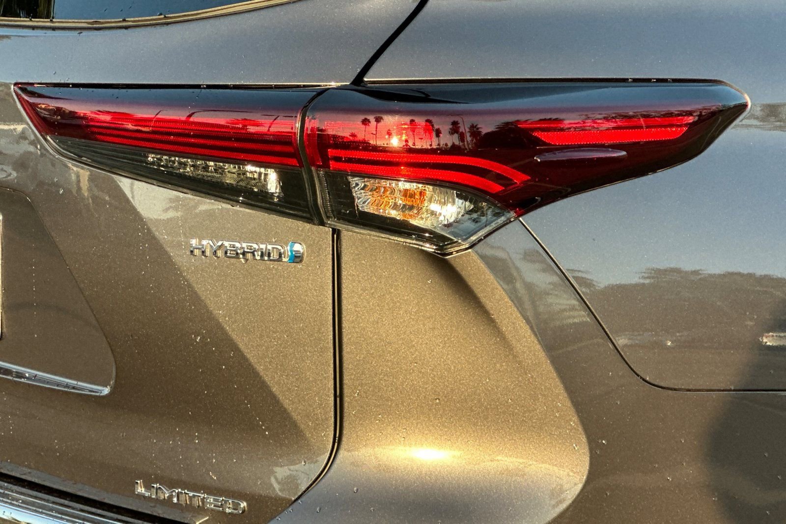 Used 2024 Toyota Highlander Limited image 15