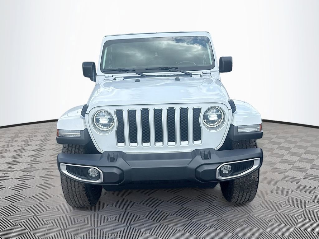 Used 2022 Jeep Wrangler Unlimited Sahara w/ LED Lighting Group AWD/4WD image 2
