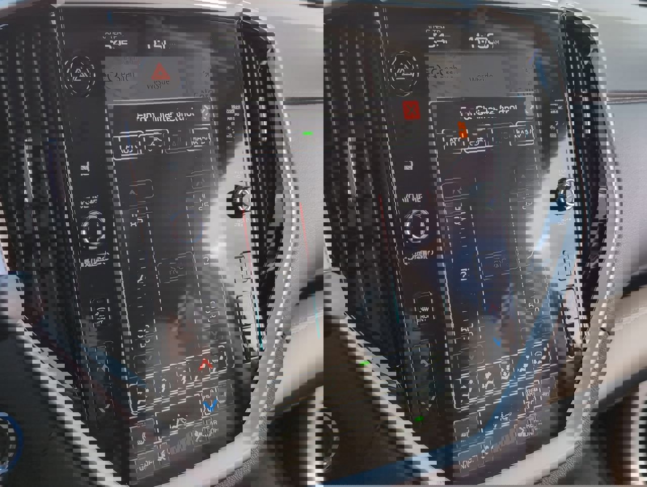 Used 2023 Subaru Ascent Limited w/ Technology Package image 24