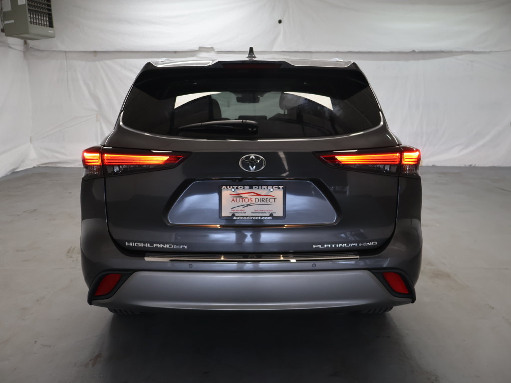 Used 2023 Toyota Highlander Platinum AWD/4WD image 6
