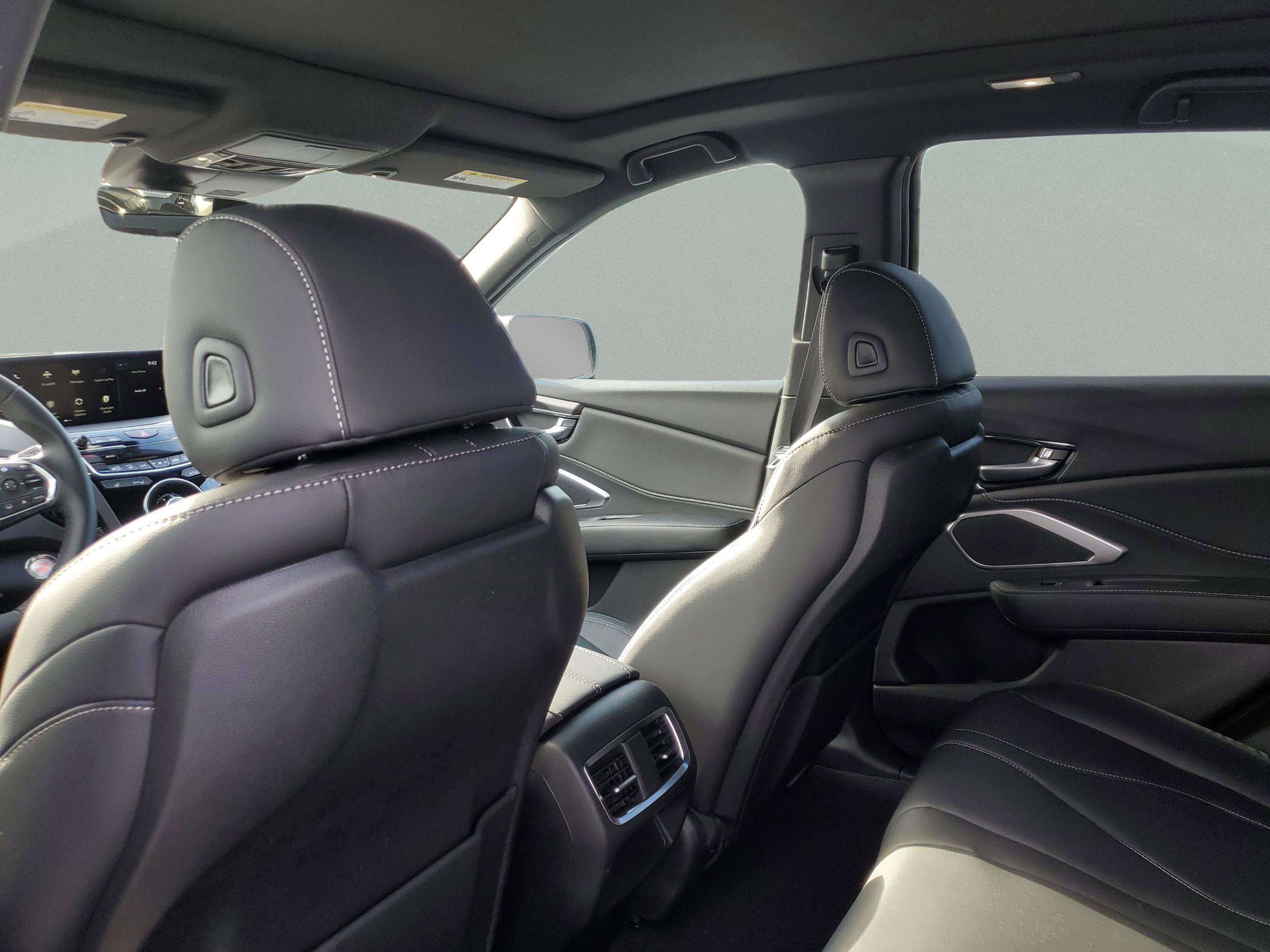 New 2026 Acura RDX SH-AWD image 11