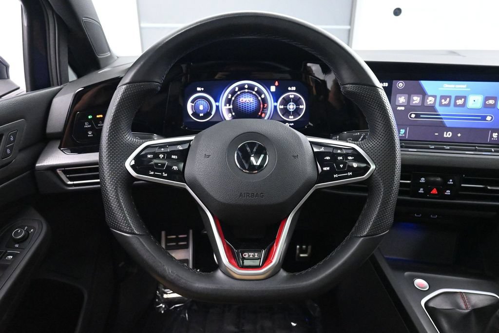 Used 2022 Volkswagen GTI SE FWD image 26