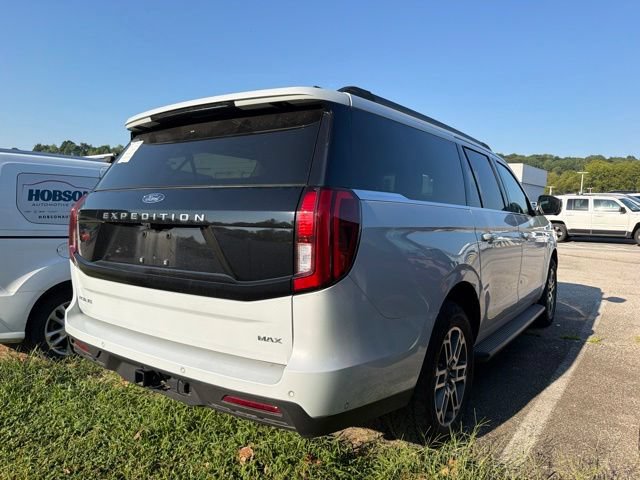 Used 2025 Ford Expedition Max Active AWD/4WD image 5