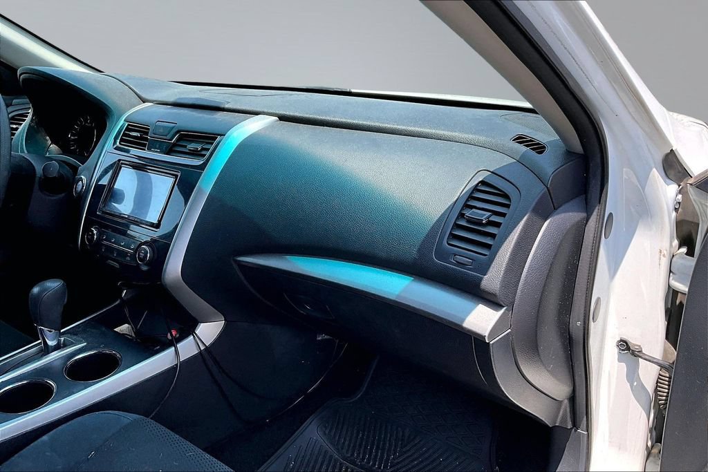 Used 2015 Nissan Altima 2.5 S w/ Power Driver Seat Package FWD image 13