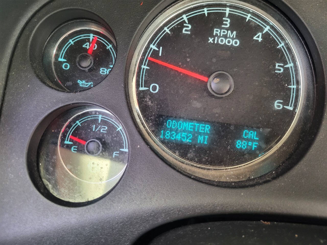 Used 2012 Chevrolet Suburban LT RWD image 59