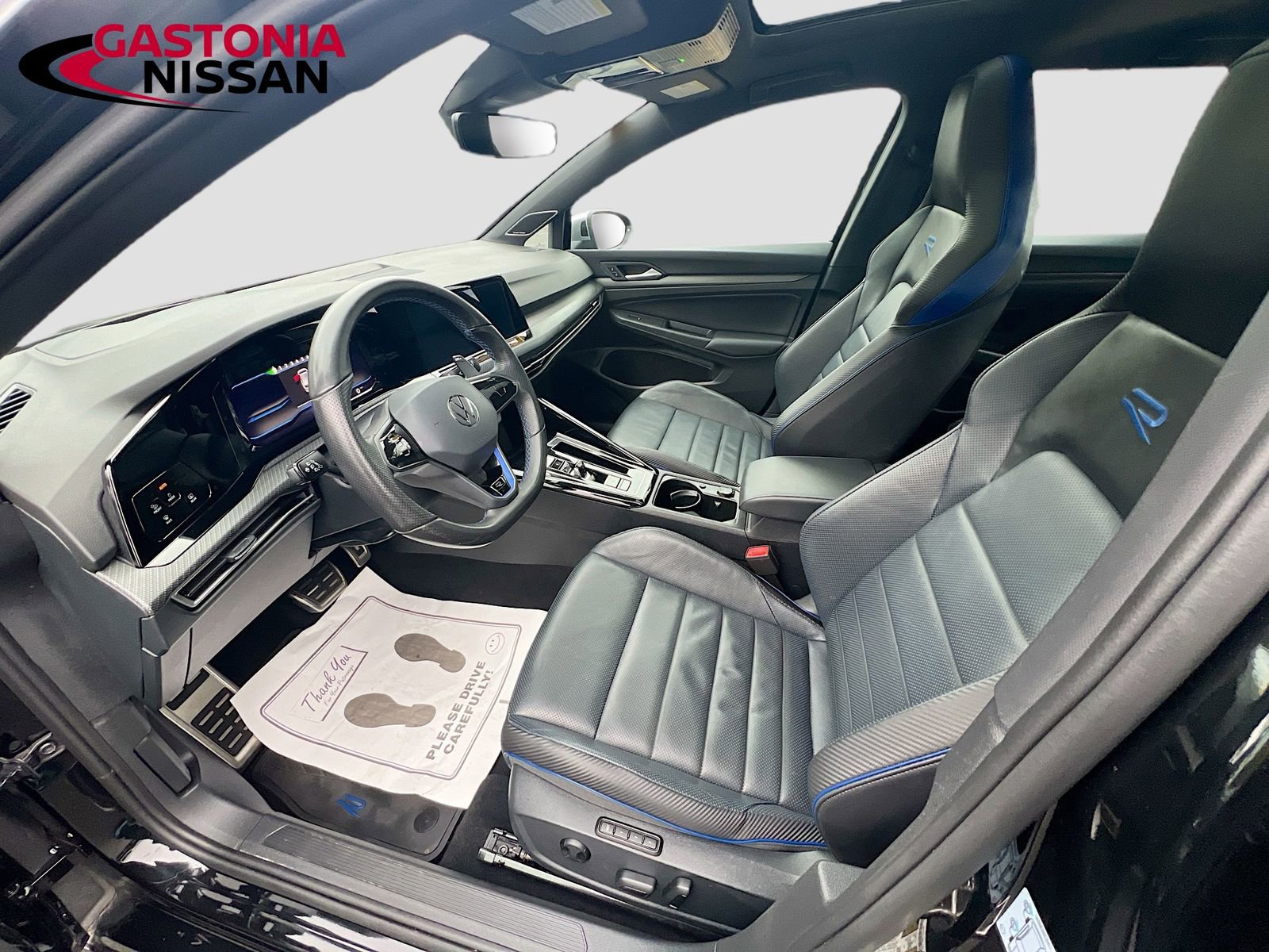 Used 2024 Volkswagen Golf R image 26