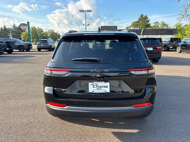 New 2027 Jeep Grand Cherokee Altitude AWD/4WD image 30