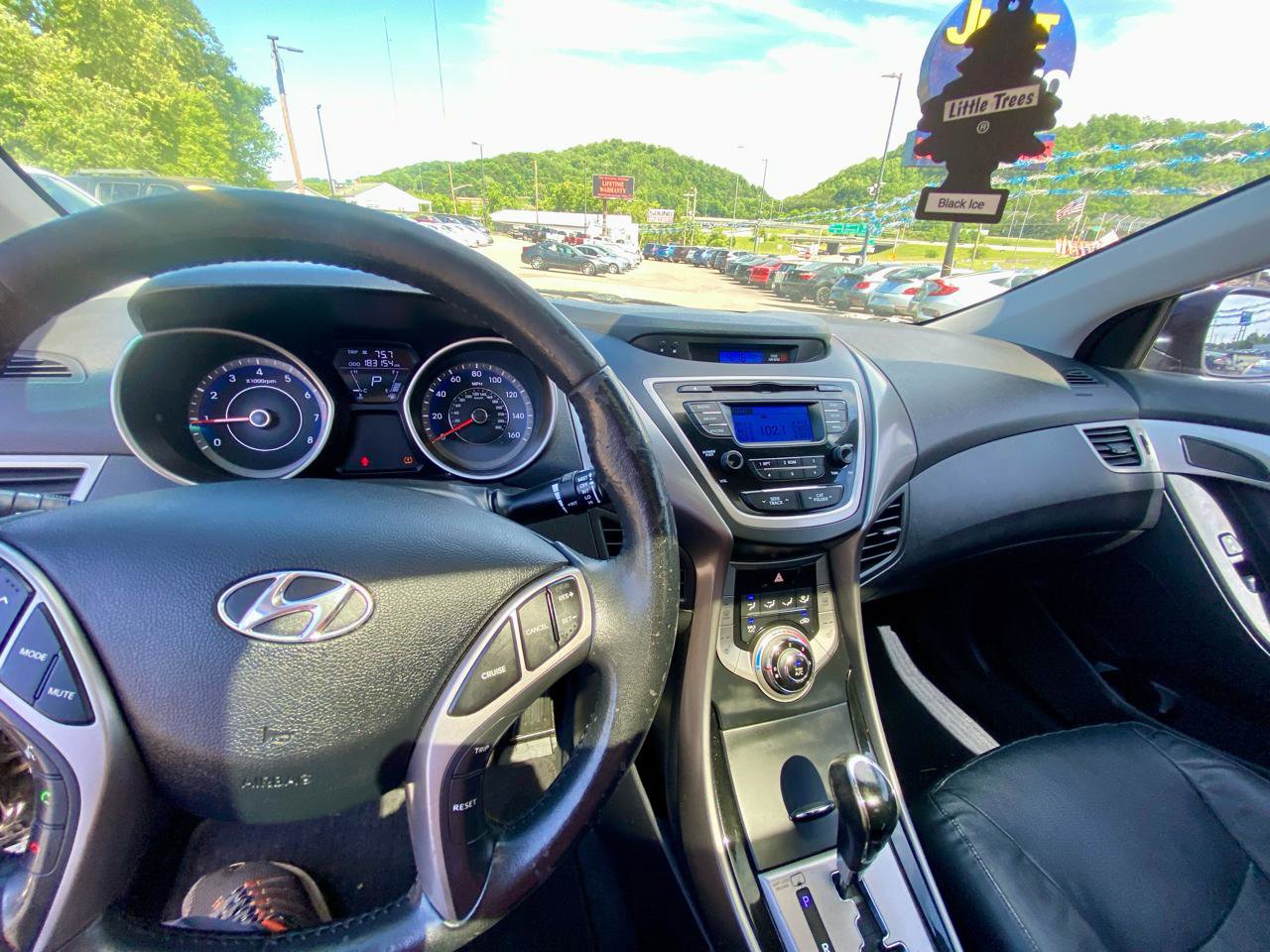 Used 2013 Hyundai Elantra Limited FWD image 19