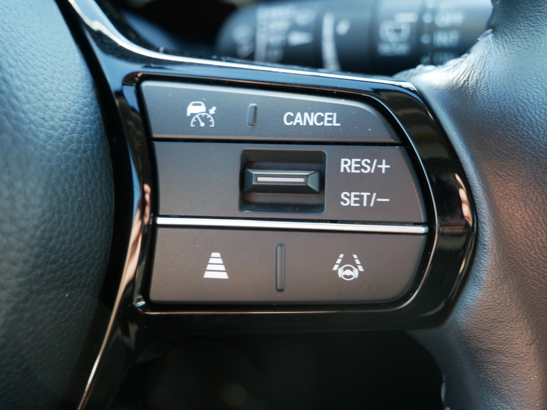 Used 2023 Honda CR-V EX-L image 30