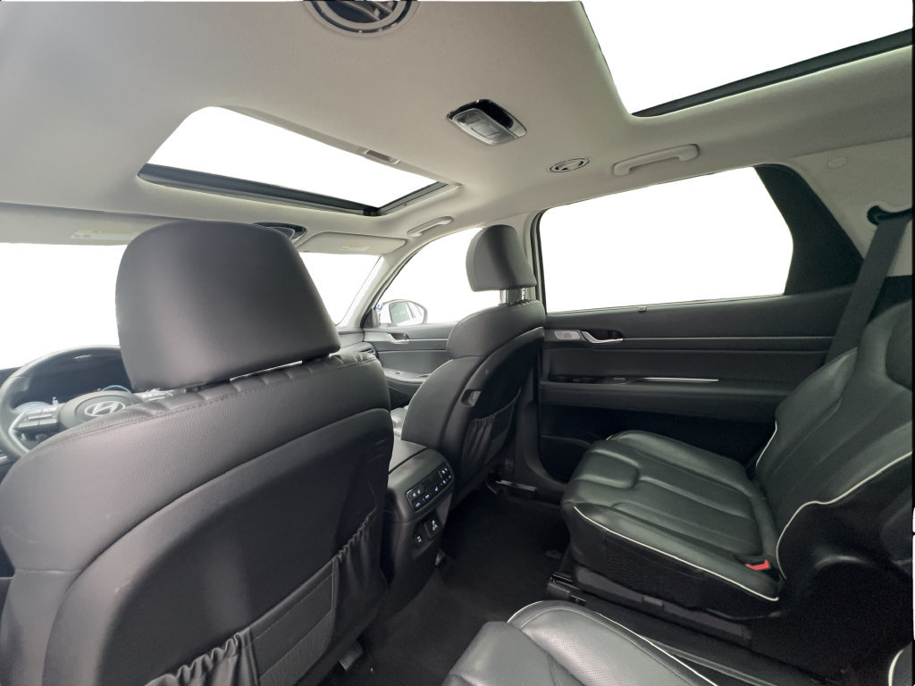 Used 2024 Hyundai Palisade Limited FWD image 25