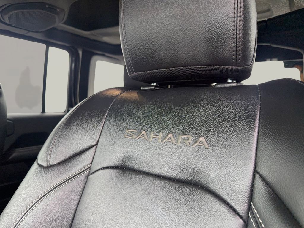 Used 2023 Jeep Wrangler Unlimited Sahara w/ Cold Weather Group image 11