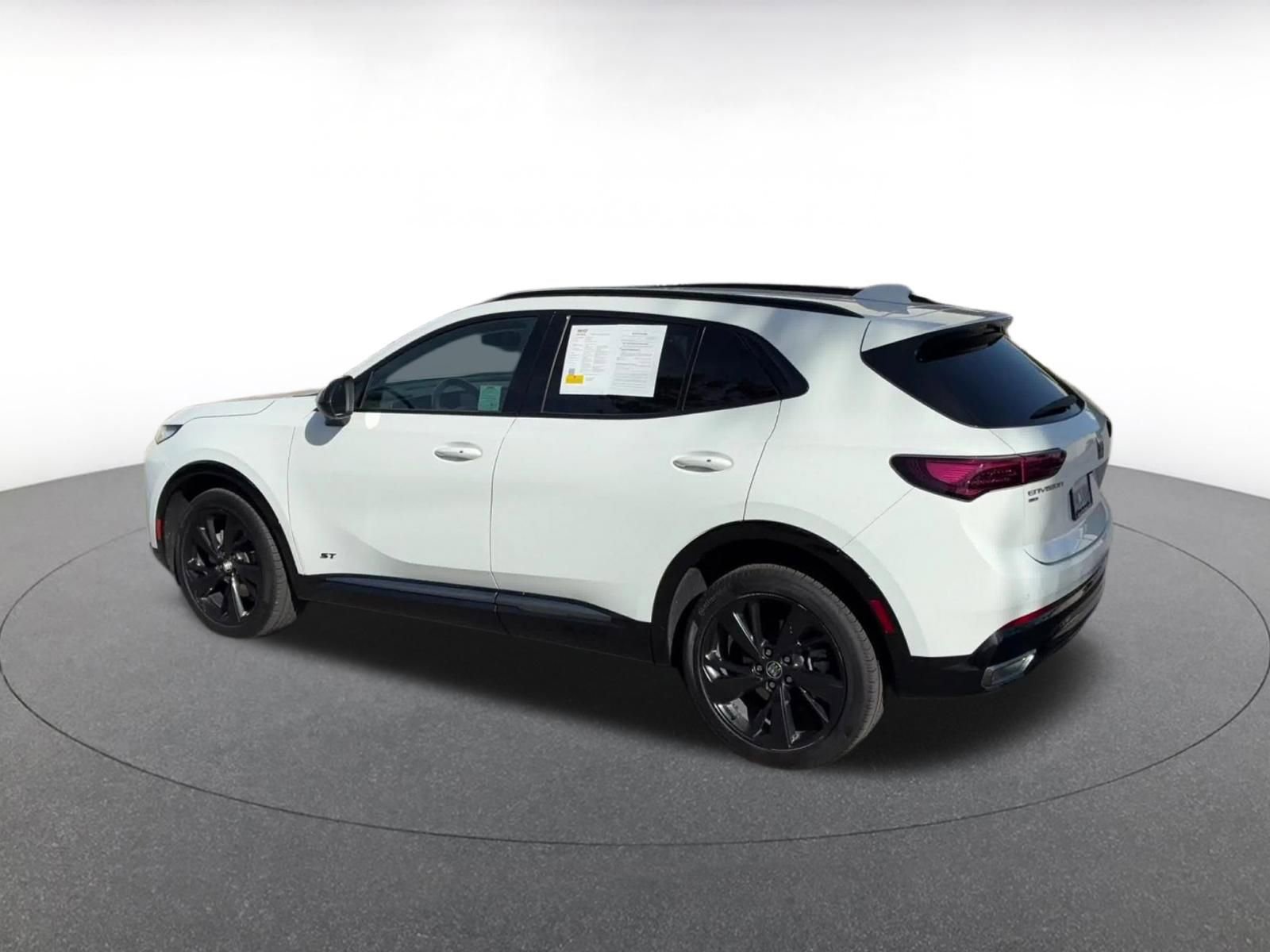 Used 2024 Buick Envision Sport Touring image 10