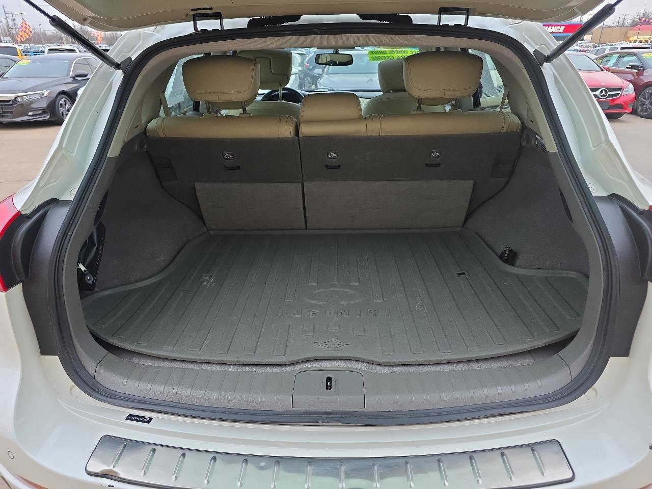 Used 2016 INFINITI QX50 AWD w/ Technology Package image 29