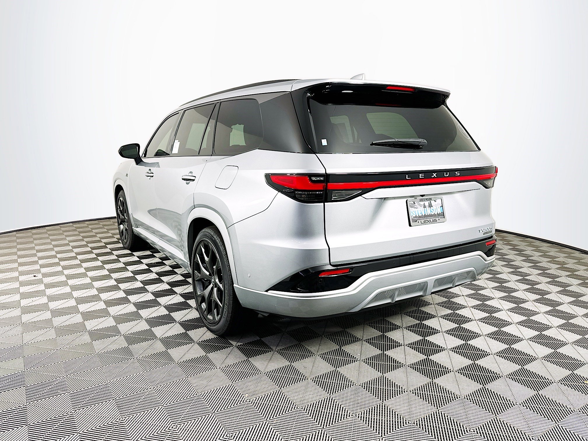 New 2026 Lexus TX 500h AWD image 5