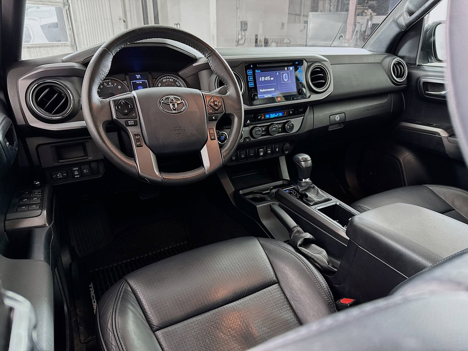 Used 2018 Toyota Tacoma TRD Off-Road image 19