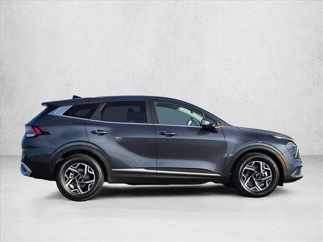 Used 2024 Kia Sportage LX image 4