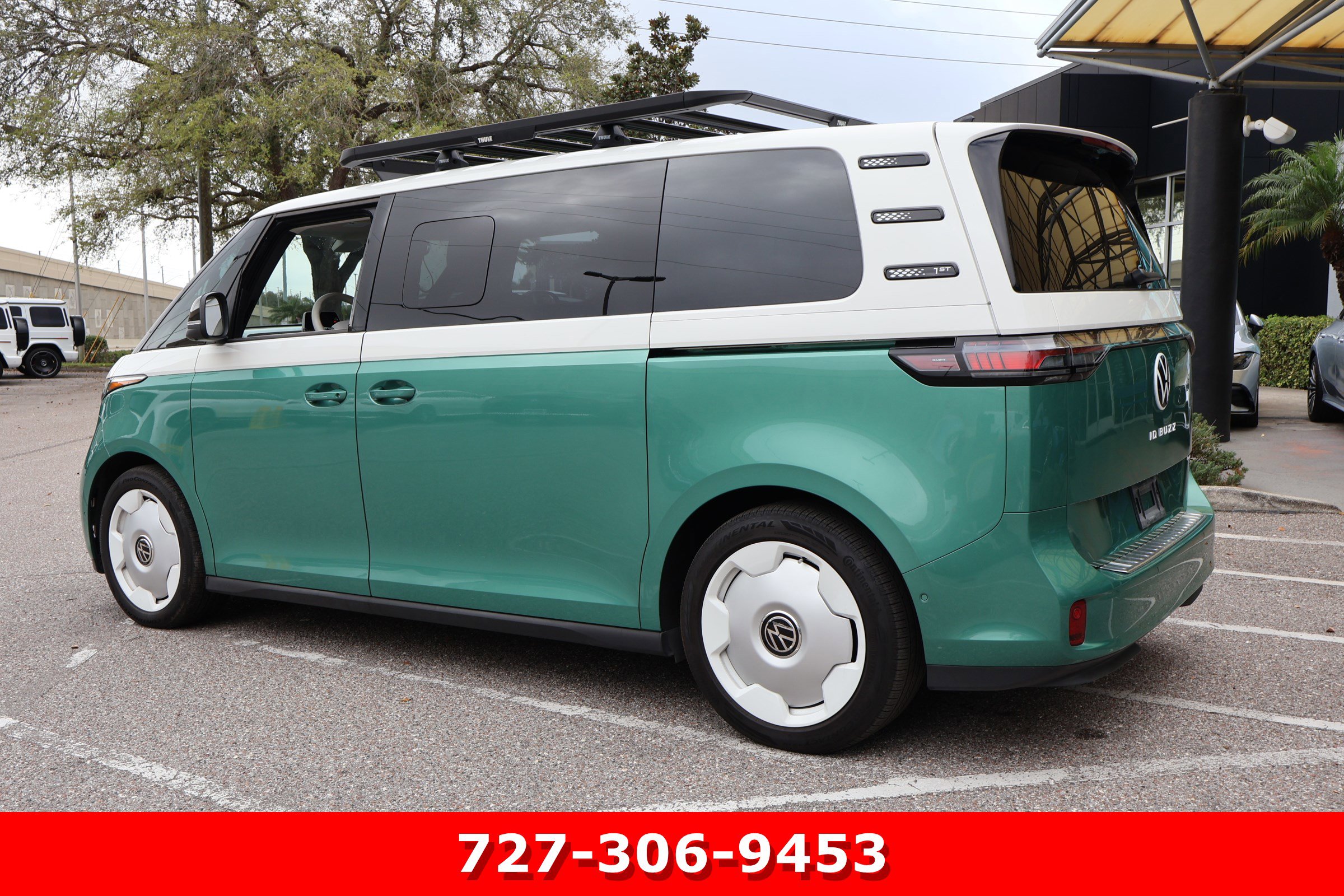 Used 2025 Volkswagen ID. Buzz 1st Edition image 7