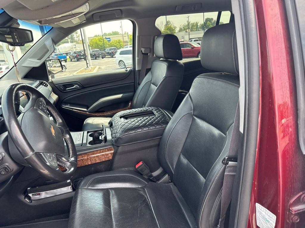 Used 2017 Chevrolet Suburban Premier AWD/4WD image 14