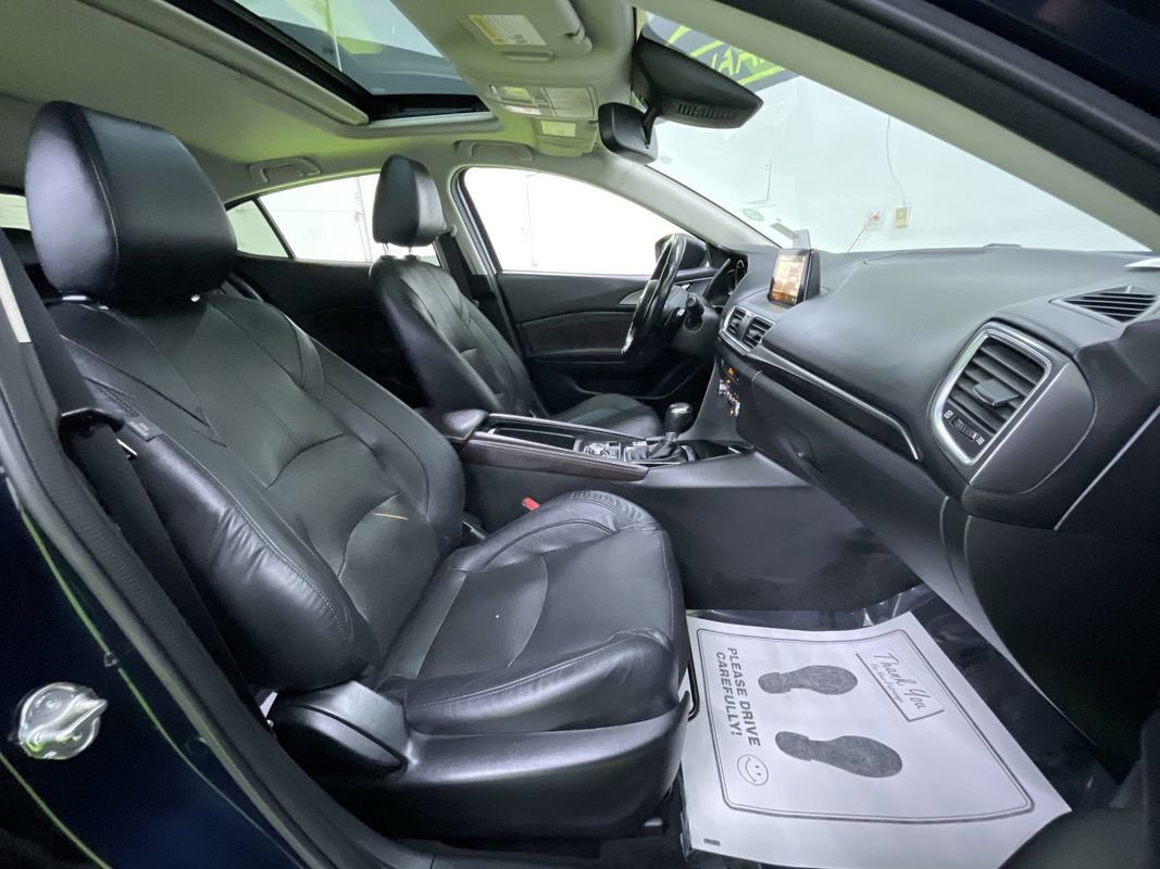 Used 2017 MAZDA MAZDA3 Grand Touring image 30