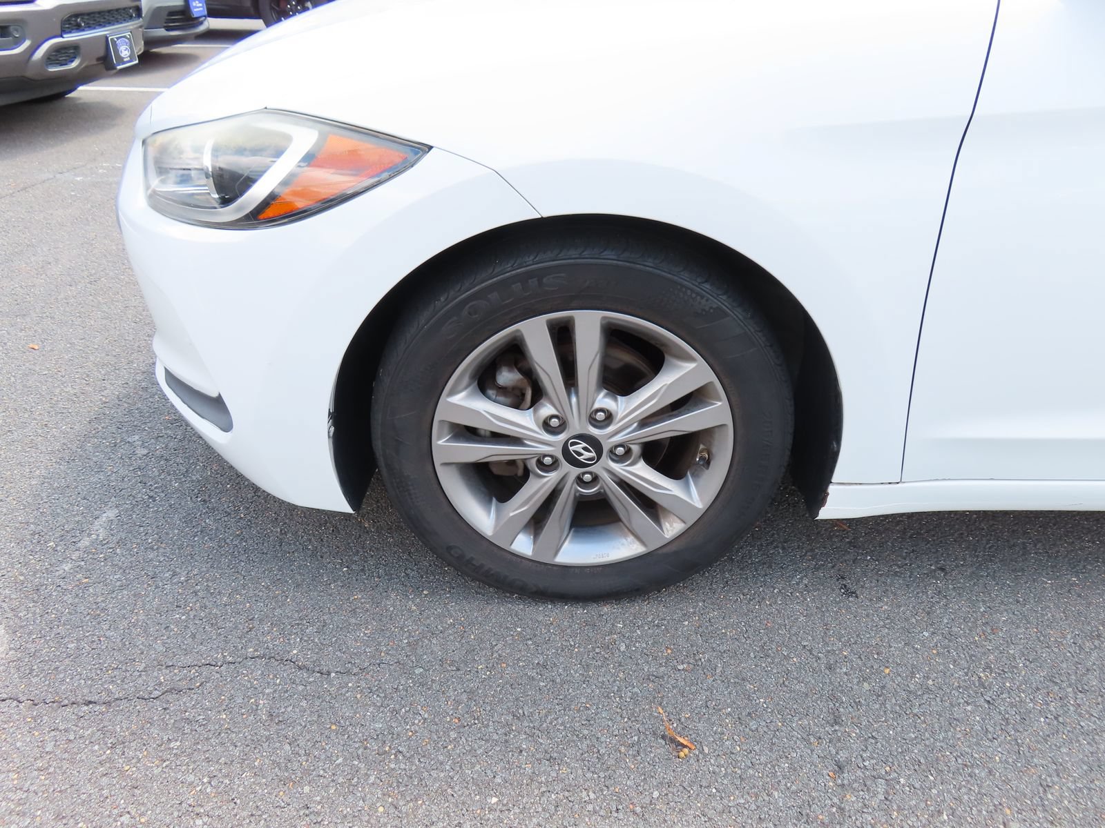 Used 2017 Hyundai Elantra SE FWD image 10