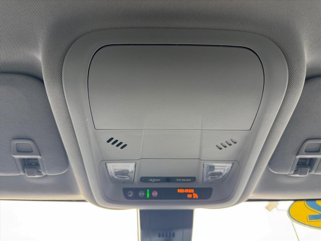 Used 2022 Chevrolet Equinox LS w/ LS Convenience Package image 21