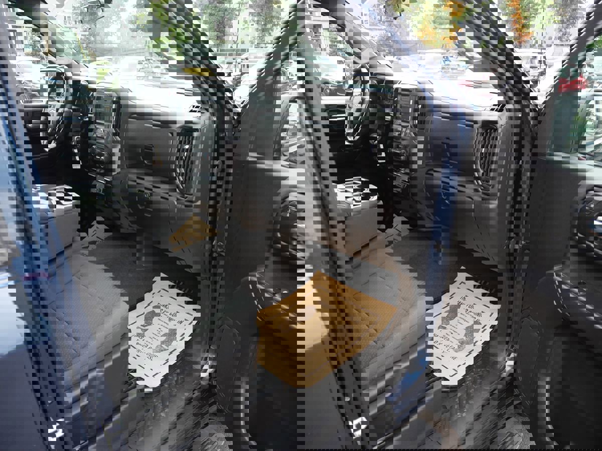 Used 2020 Chevrolet Silverado 1500 Custom w/ Custom Value Package image 15