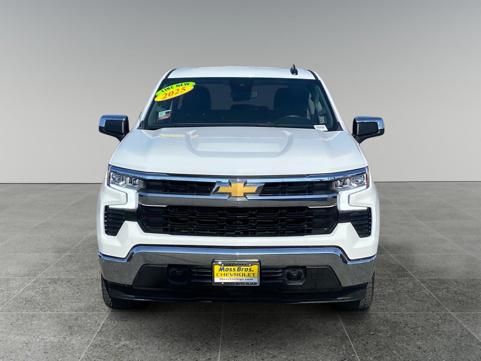 Used 2025 Chevrolet Silverado 1500 LT AWD/4WD image 8