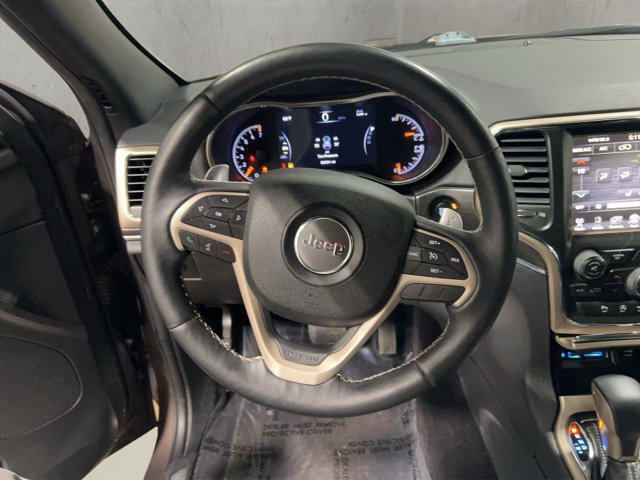 Used 2017 Jeep Grand Cherokee Limited AWD/4WD image 19