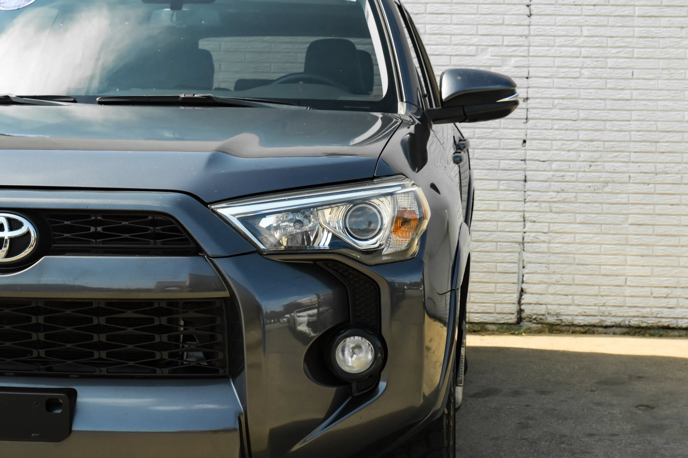Used 2018 Toyota 4Runner SR5 Premium AWD/4WD image 42