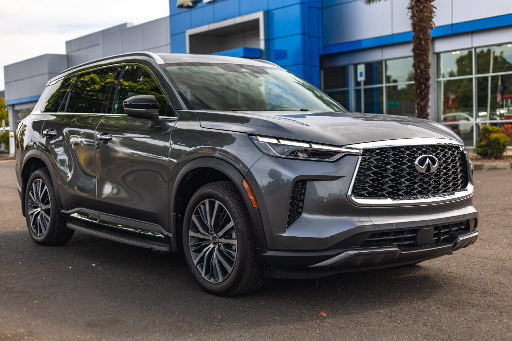 Used 2023 INFINITI QX60 Sensory AWD/4WD image 6