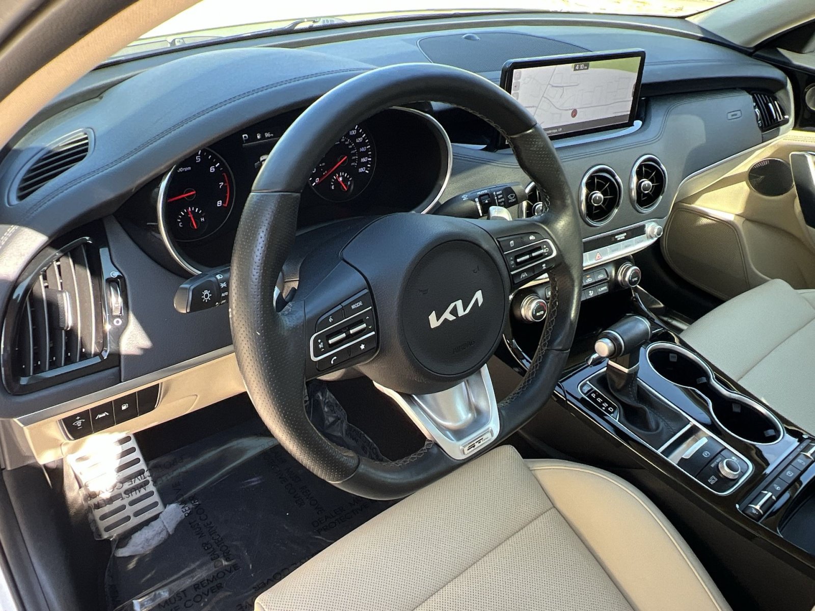 Used 2023 Kia Stinger GT-Line w/ Sun & Sound Package AWD/4WD image 29