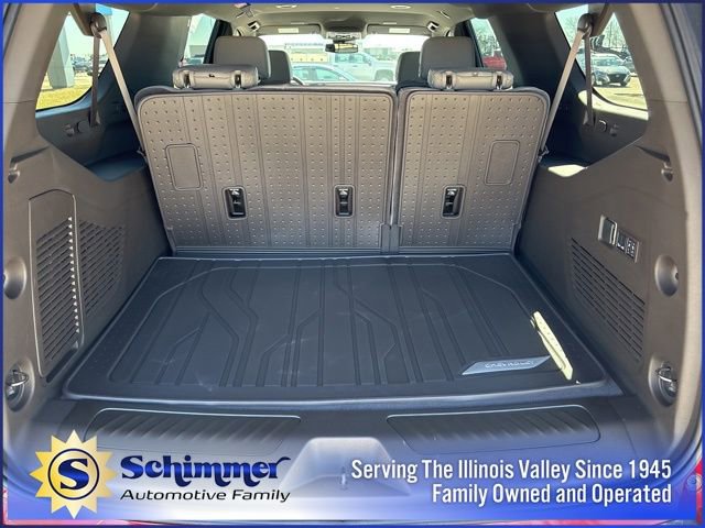 New 2026 Chevrolet Suburban LT w/ Comfort Package image 16