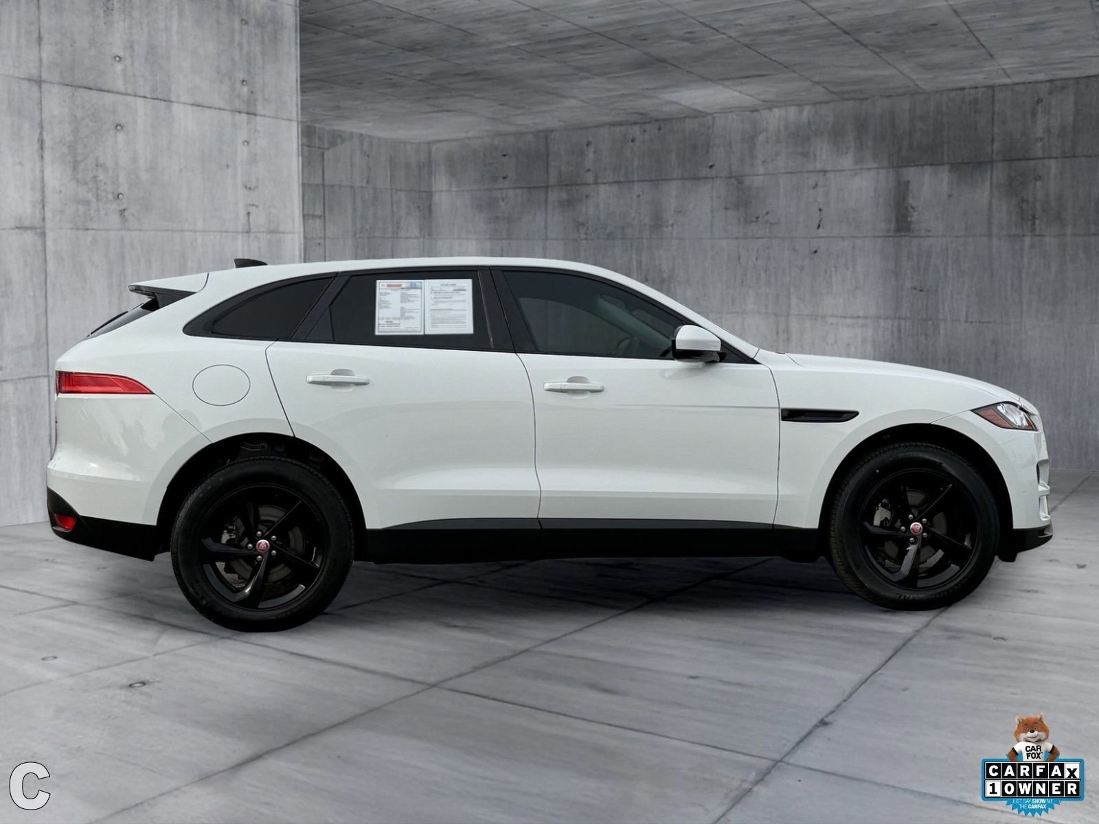 Used 2020 Jaguar F-PACE Prestige image 6