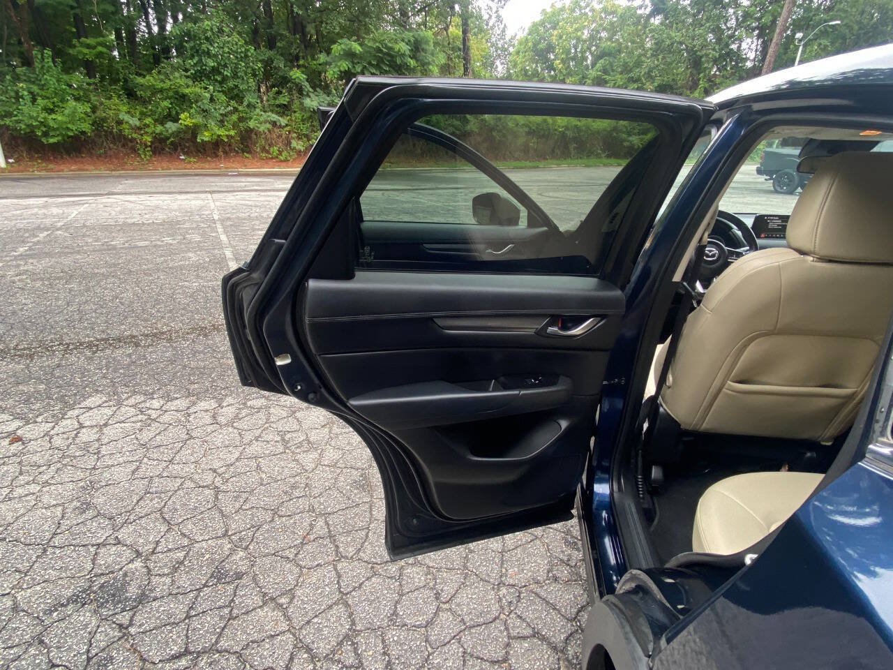 Used 2019 MAZDA CX-5 Touring FWD image 32