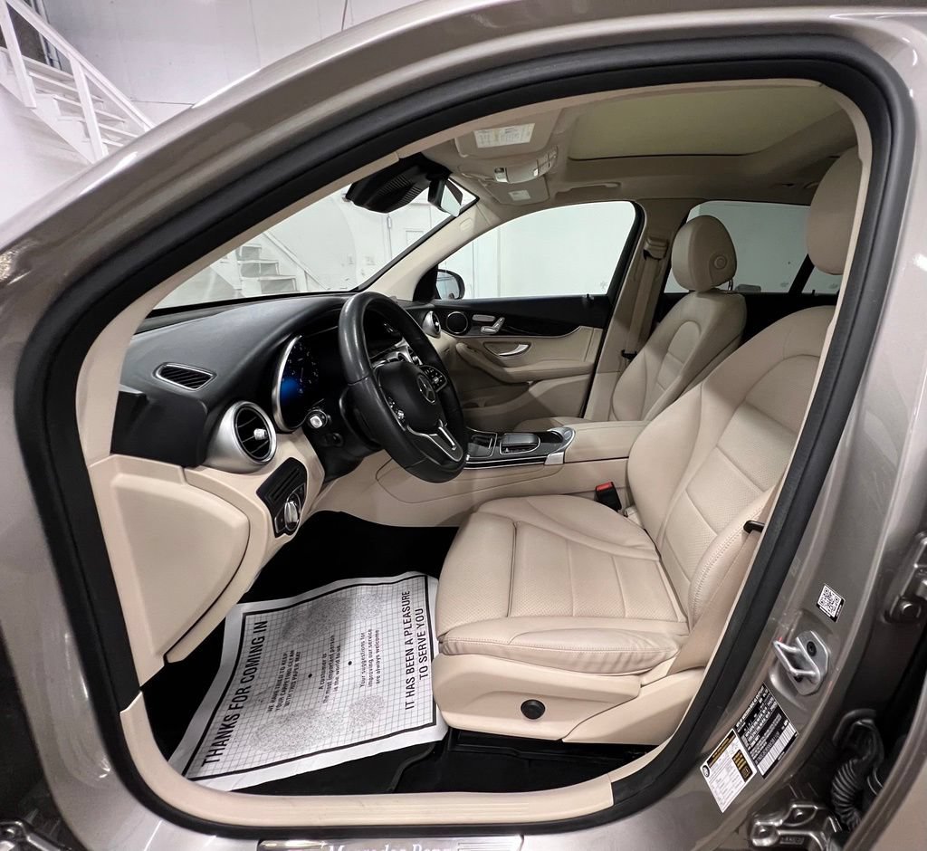 Certified 2022 Mercedes-Benz GLC 300 image 23