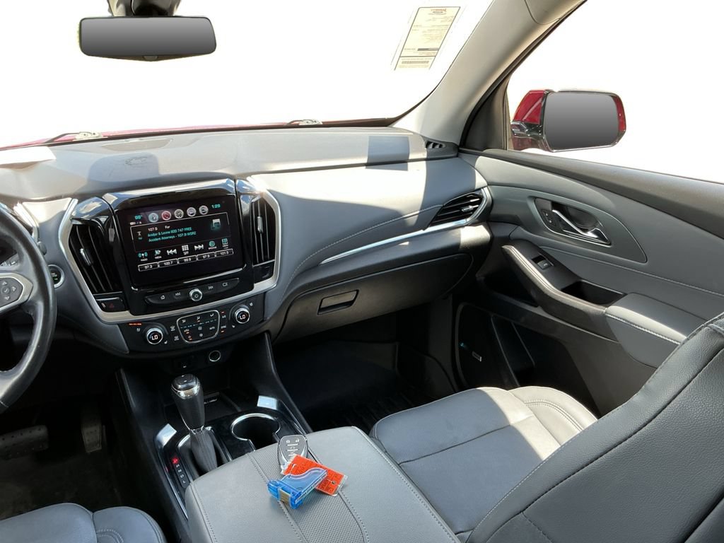 Used 2019 Chevrolet Traverse Premier w/ Driver Confidence II Package FWD image 31