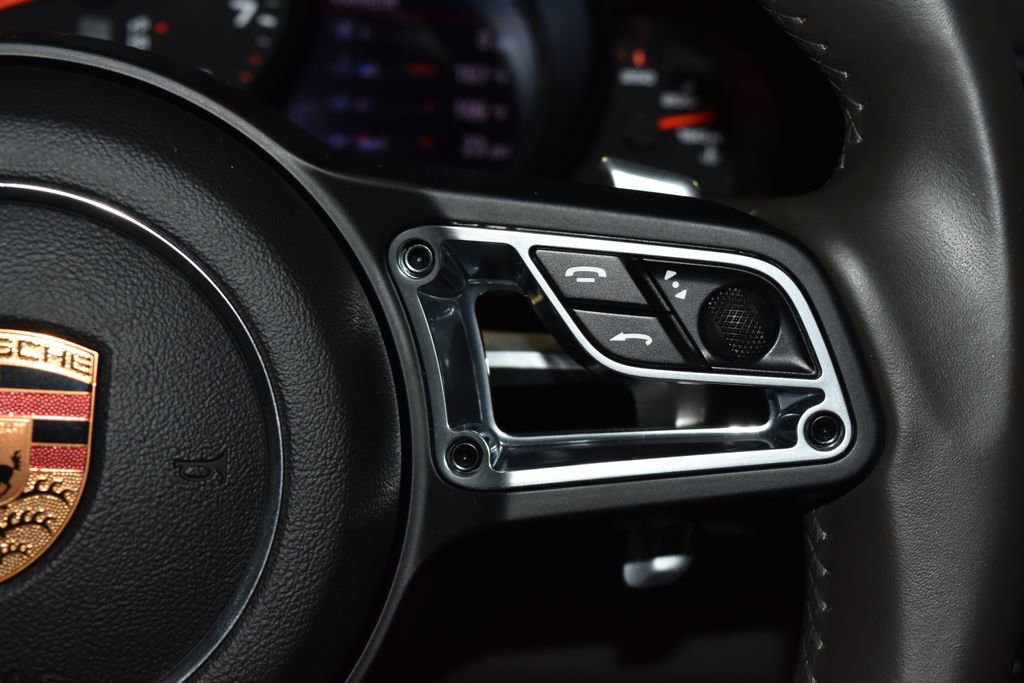 Used 2019 Porsche 911 Carrera RWD image 11
