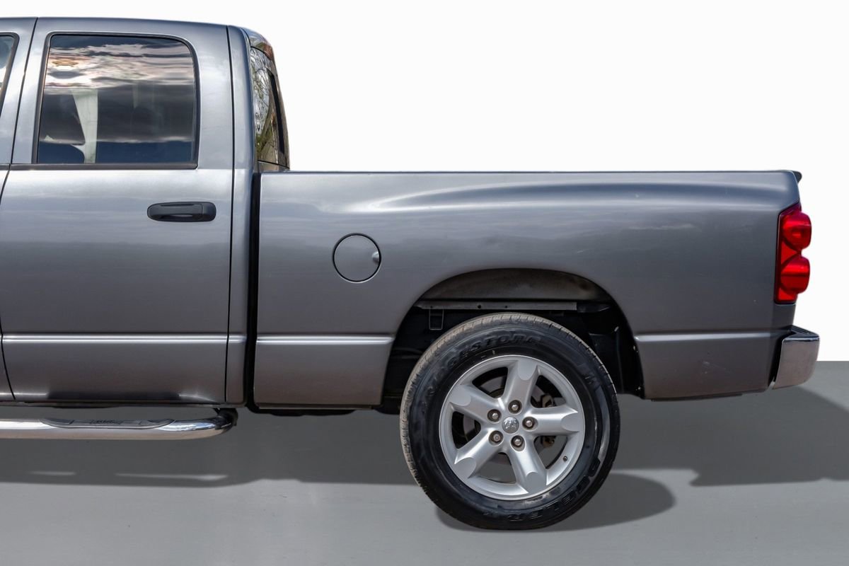 Used 2008 Dodge Ram 1500 Truck SLT image 11