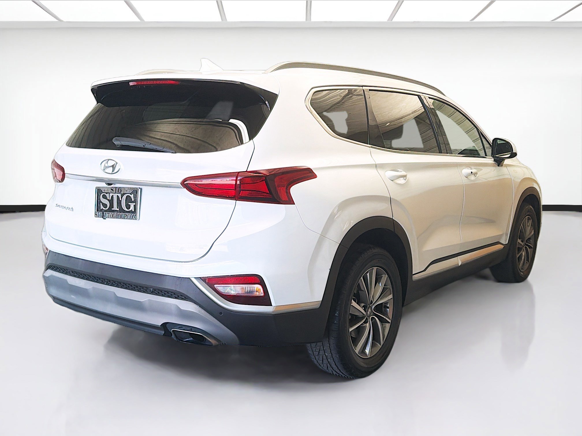 Used 2019 Hyundai Santa Fe SEL image 4